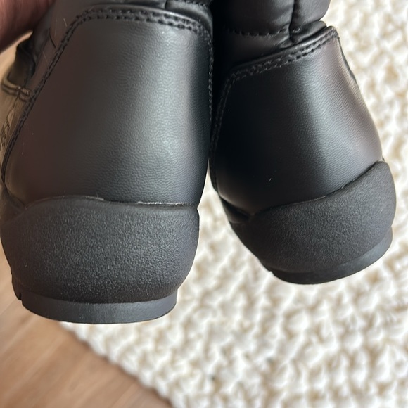 NWT Totes waterproof fur-lined boots - Picture 5 of 8